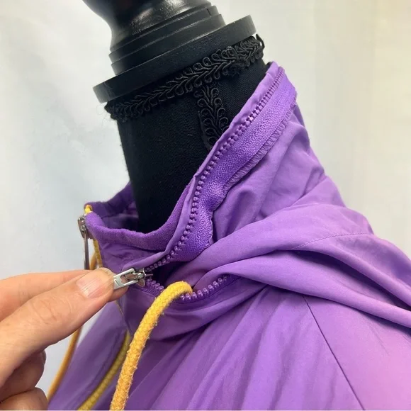 Nike Livestrong purple yellow full zip hooded athletic sports windbreaker Sz M - Picture 6 of 15